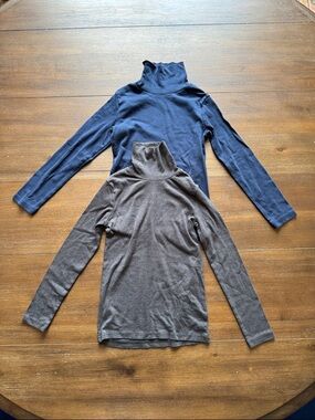 Two Size 6-8 H&M Little basic organic cotton blend long sleeve turtleneck tees